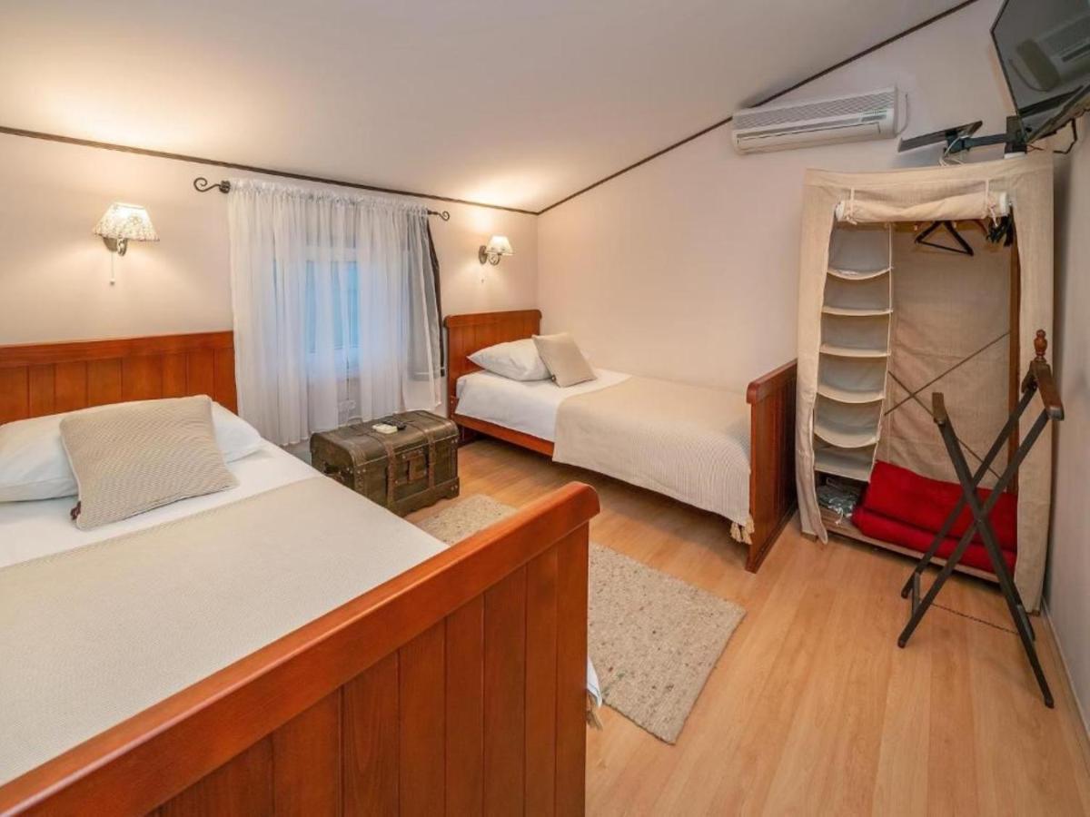 Drazice Apartments Villa Roza חדר תמונה
